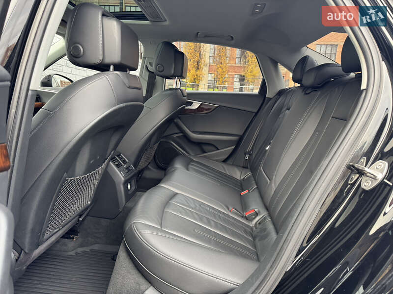 Седан Audi A4 2016 в Києві