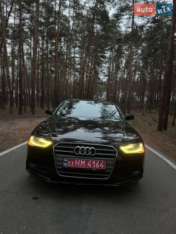 Седан Audi A4 2013 в Решетилівці