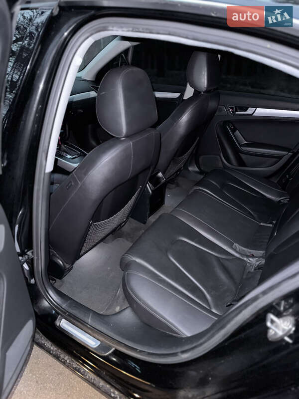 Седан Audi A4 2013 в Решетилівці