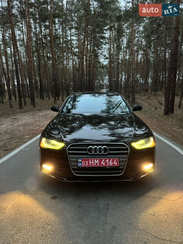 Седан Audi A4 2013 в Решетилівці