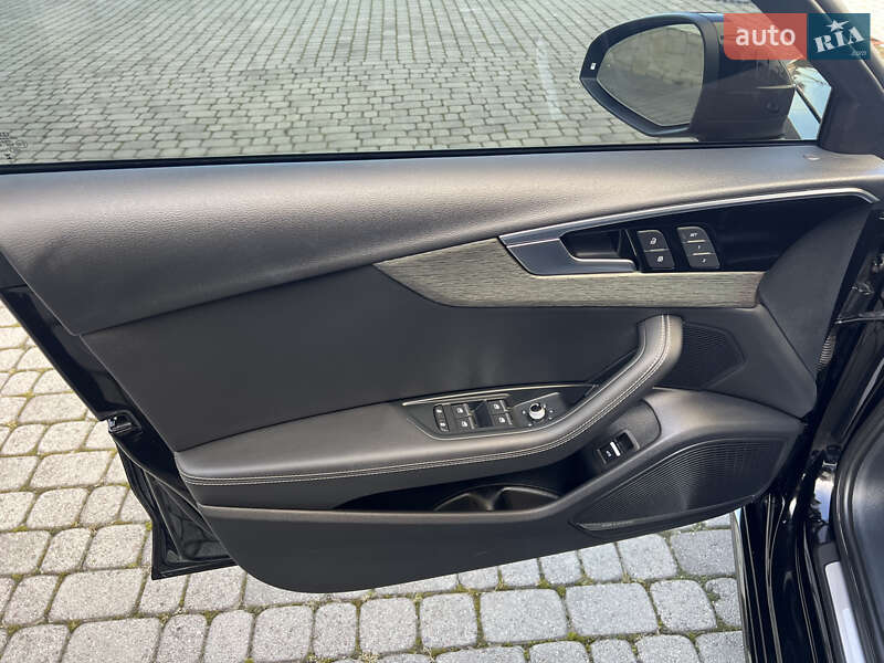 Седан Audi A4 2023 в Львові фото 25 Седан Audi A4 2023 в Львові