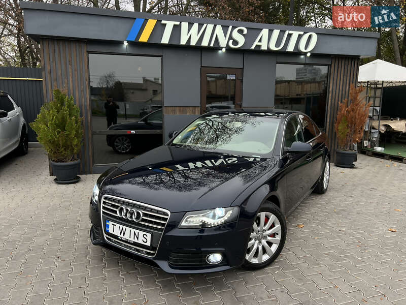 Седан Audi A4 2010 в Одессе