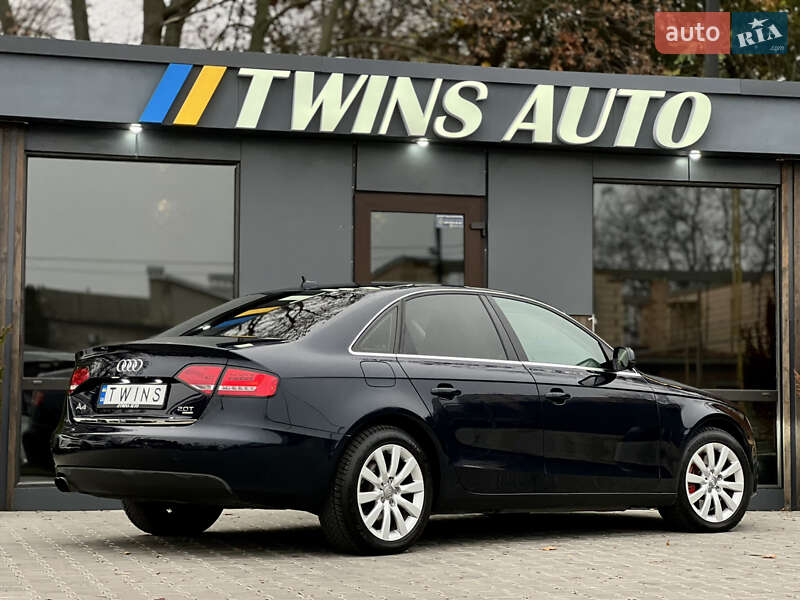 Седан Audi A4 2010 в Одессе