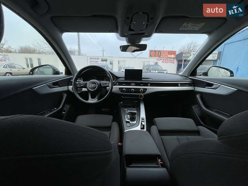 Седан Audi A4 2016 в Києві