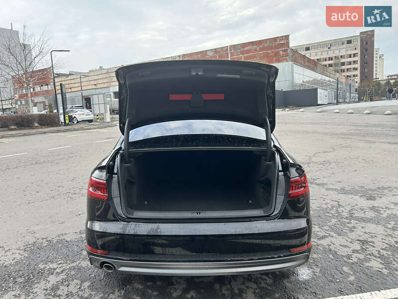 Седан Audi A4 2017 в Києві