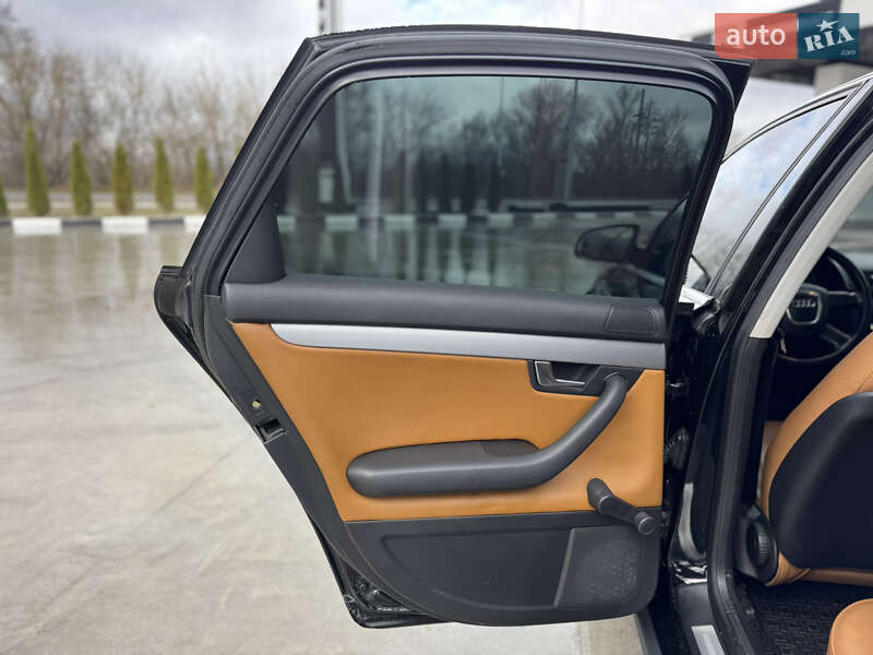 Седан Audi A4 2005 в Звягеле