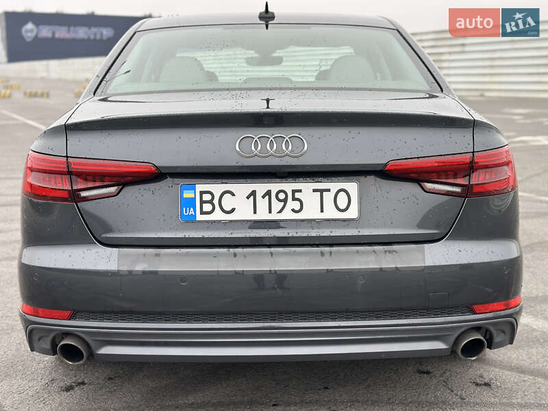 Седан Audi A4 2016 в Львове