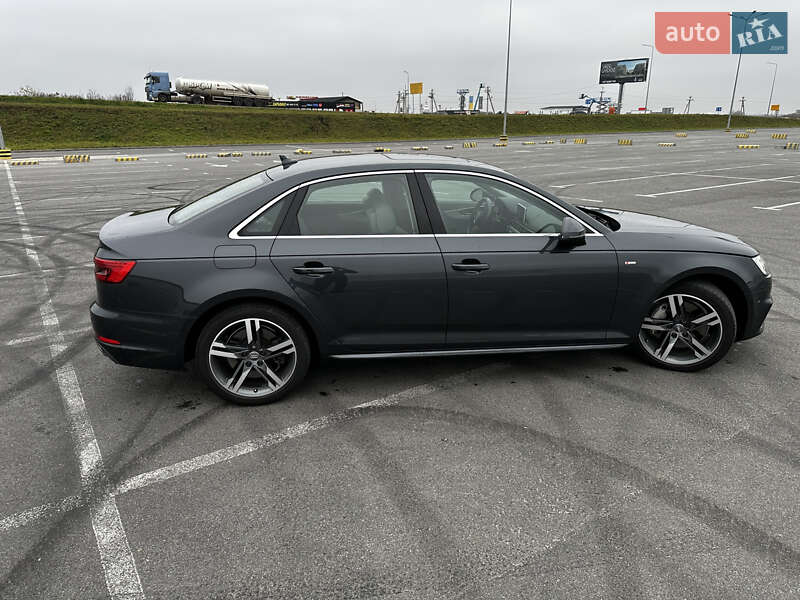 Седан Audi A4 2016 в Львове