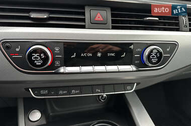 Седан Audi A4 2016 в Львове