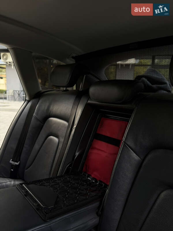 Универсал Audi A4 2012 в Новояворовске