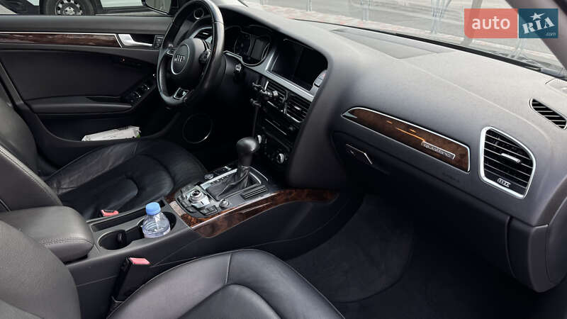 Седан Audi A4 2014 в Днепре