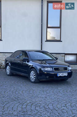 Седан Audi A4 2002 в Жовкве