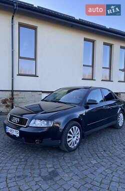 Седан Audi A4 2002 в Жовкве