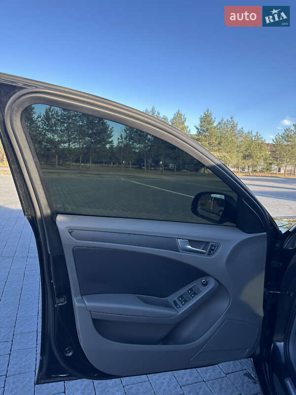 Универсал Audi A4 2009 в Самборе