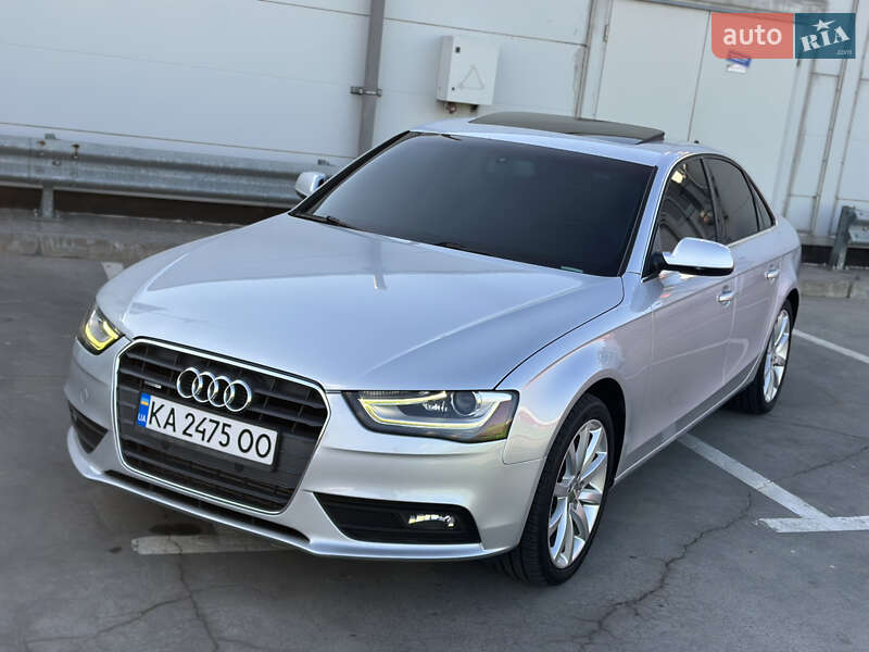Седан Audi A4 2013 в Киеве