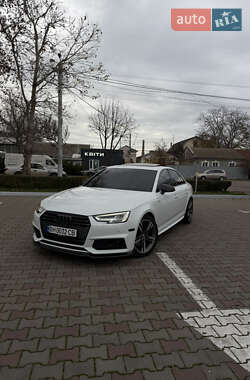 Седан Audi A4 2018 в Одессе