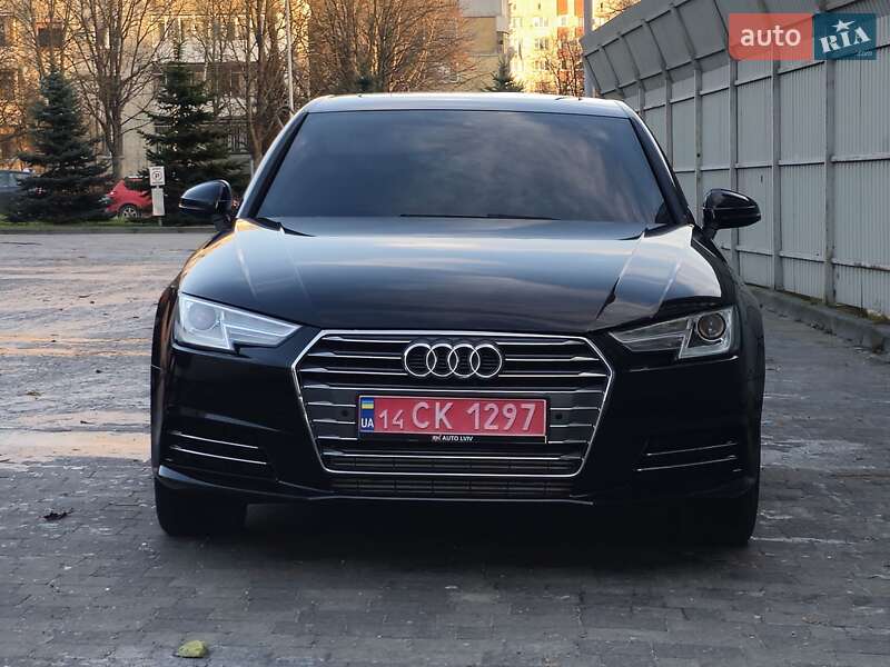 Седан Audi A4 2017 в Львове