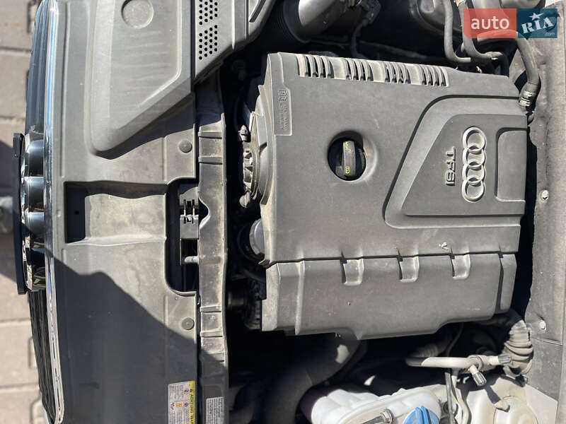 Седан Audi A4 2014 в Киеве