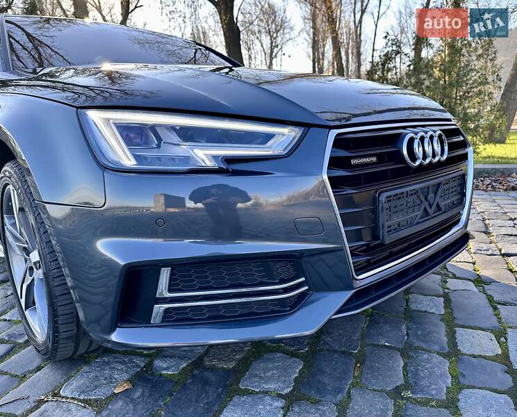 Седан Audi A4 2018 в Киеве