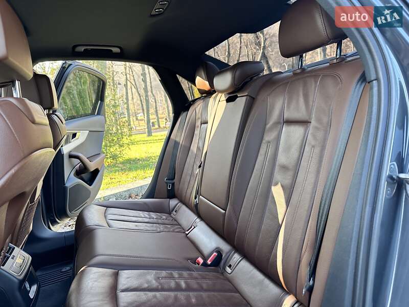 Седан Audi A4 2018 в Киеве
