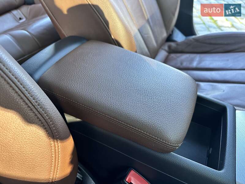 Седан Audi A4 2018 в Киеве