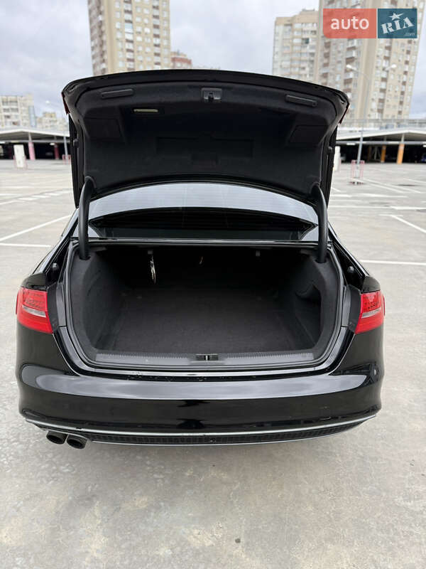 Седан Audi A4 2014 в Киеве фото 40 Седан Audi A4 2014 в Киеве