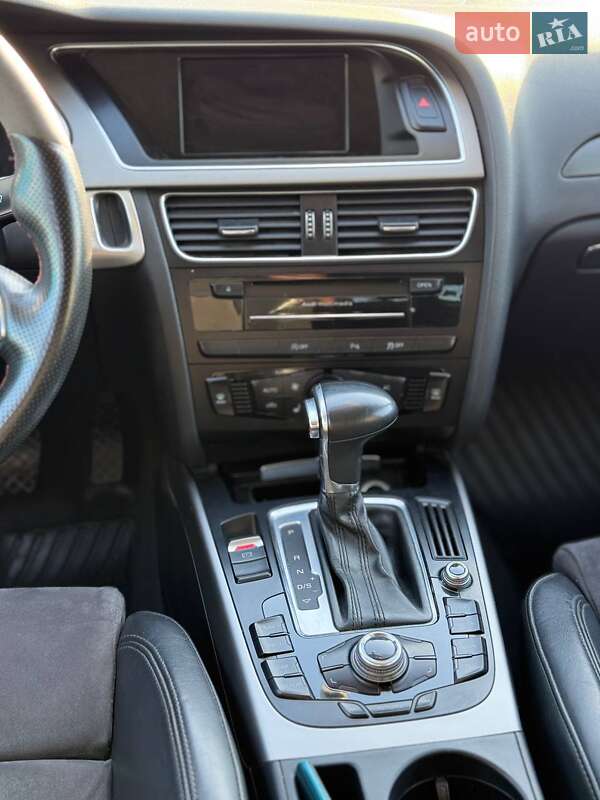 Универсал Audi A4 2012 в Березному