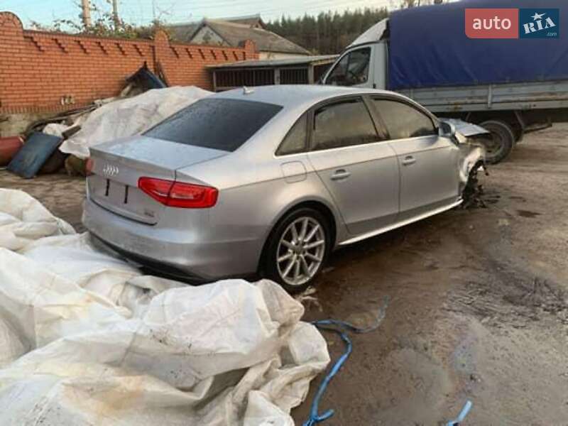 Седан Audi A4 2015 в Харькове
