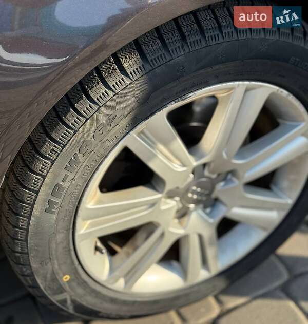 Универсал Audi A4 2012 в Березному