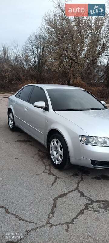 Седан Audi A4 2004 в Прилуках