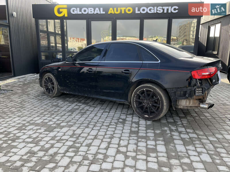 Седан Audi A4 2015 в Львові