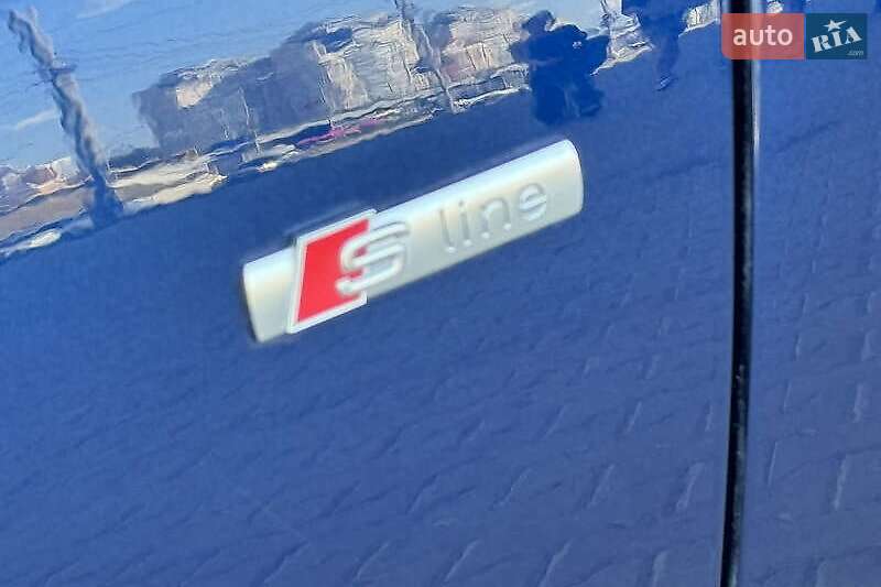 Седан Audi A4 2017 в Львове