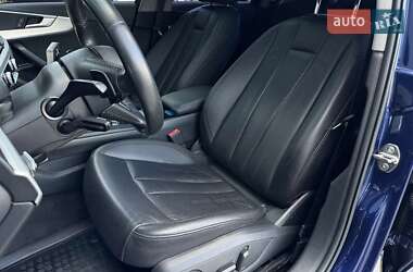Седан Audi A4 2017 в Львові