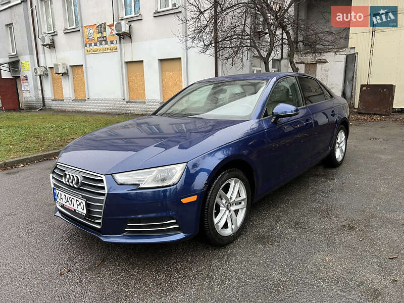 Седан Audi A4 2016 в Киеве