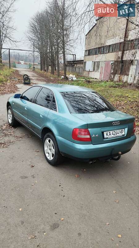 Седан Audi A4 1999 в Глевахе
