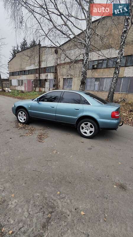 Седан Audi A4 1999 в Глевахе