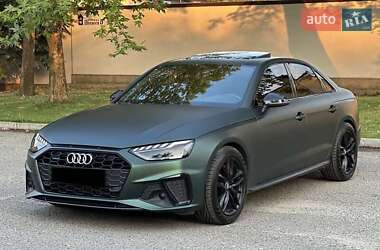 Седан Audi A4 2020 в Львове