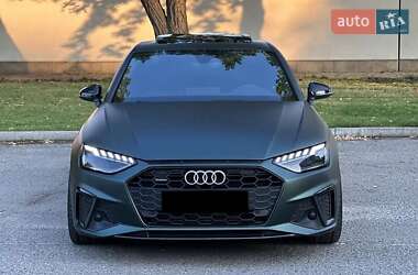 Седан Audi A4 2020 в Львове