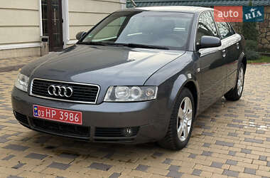 Седан Audi A4 2004 в Могилев-Подольске