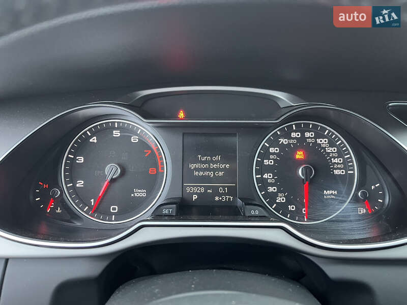 Седан Audi A4 2015 в Львові