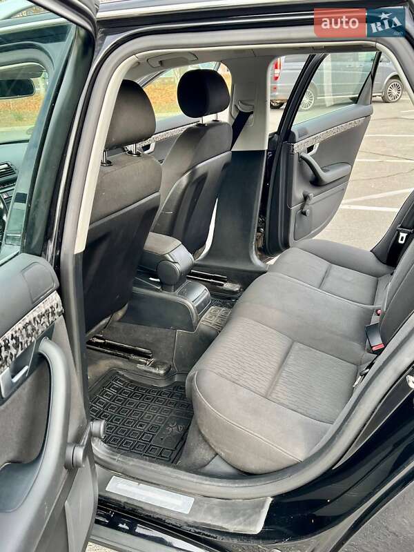 Универсал Audi A4 2007 в Остроге