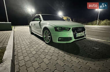 Седан Audi A4 2014 в Киеве