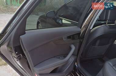 Седан Audi A4 2022 в Ірпені