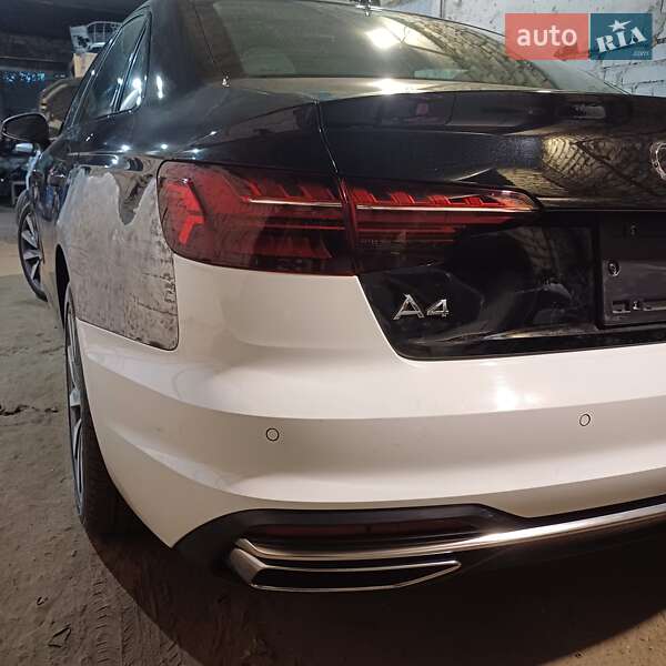 Седан Audi A4 2022 в Ірпені