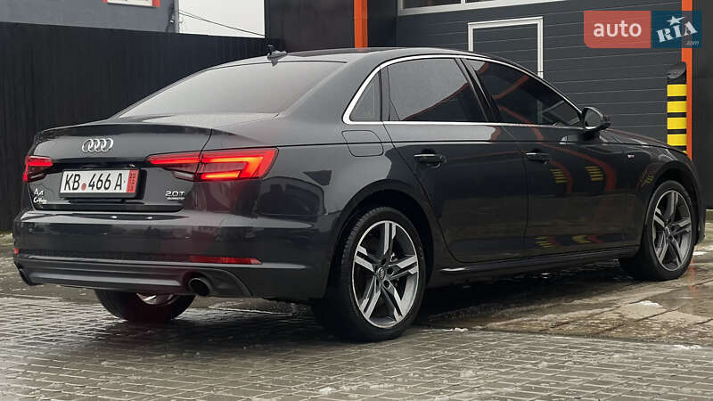 Седан Audi A4 2016 в Львове
