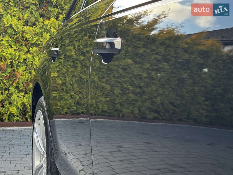 Универсал Audi A4 2018 в Стрые