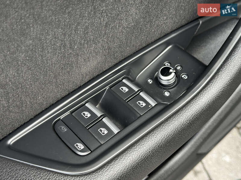 Универсал Audi A4 2018 в Стрые