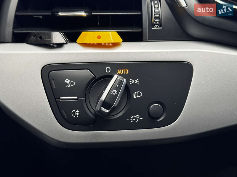 Универсал Audi A4 2018 в Стрые