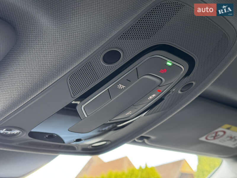 Универсал Audi A4 2018 в Стрые