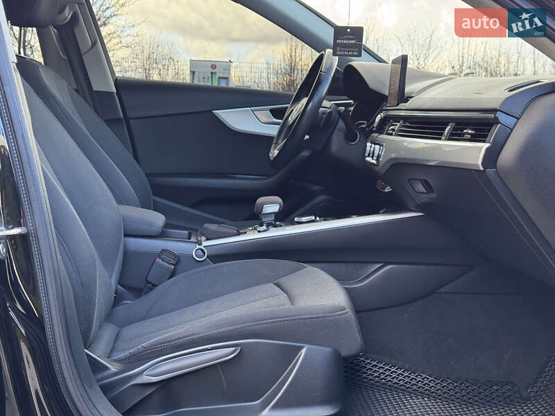 Универсал Audi A4 2018 в Стрые